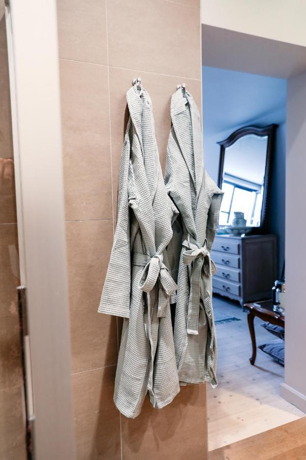 Nene Bed & Breakfast Dilbeek Bagian luar foto
